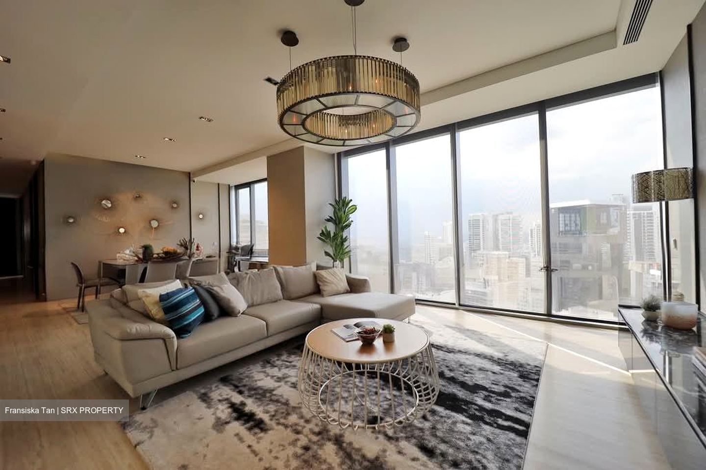 TwentyOne Angullia Park (D9), Condominium #577958571